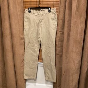 Old Navy Khakis- 32x34 ultimate straight style